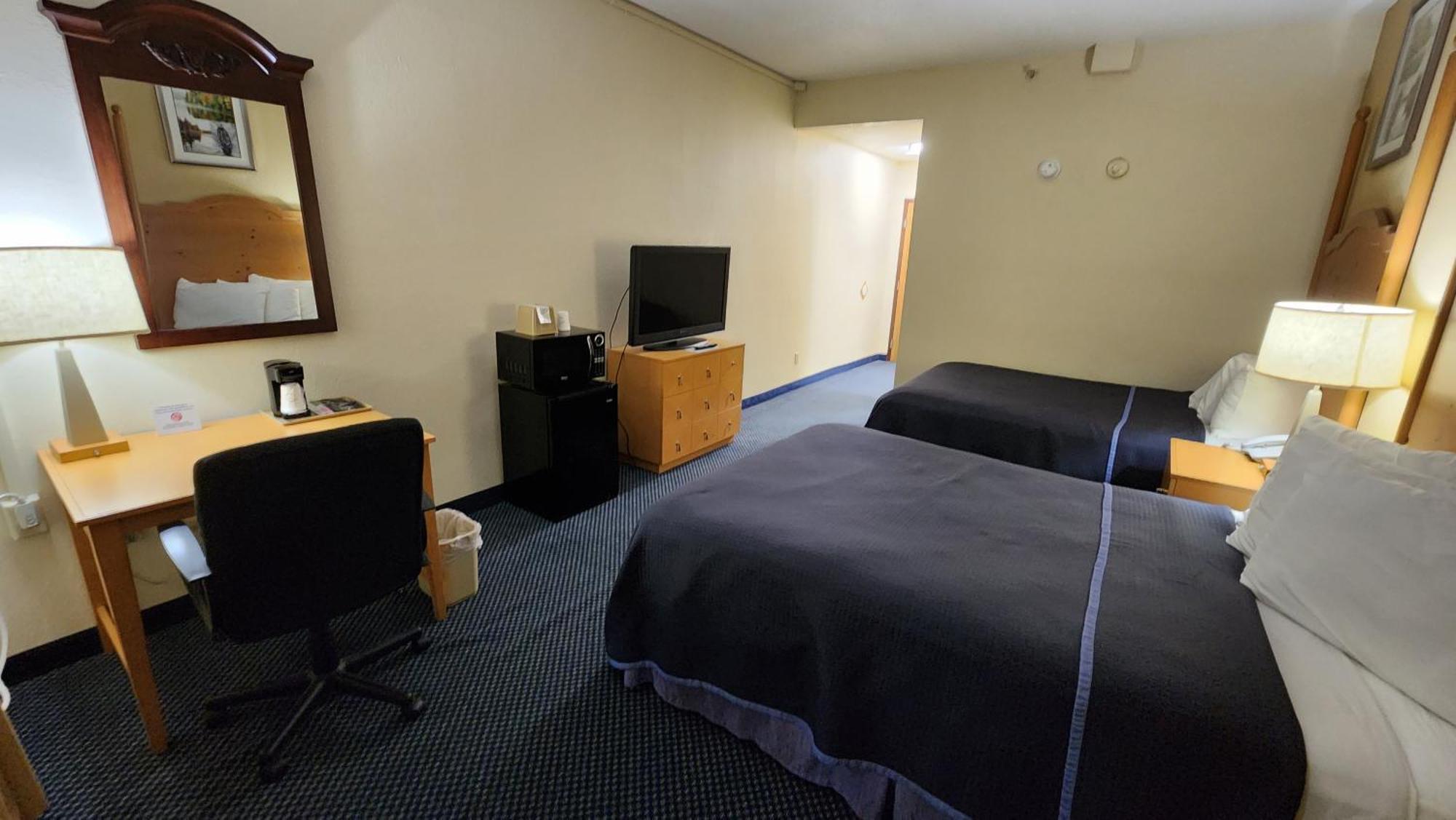 Katahdin Inn & Suites Millinocket Eksteriør bilde