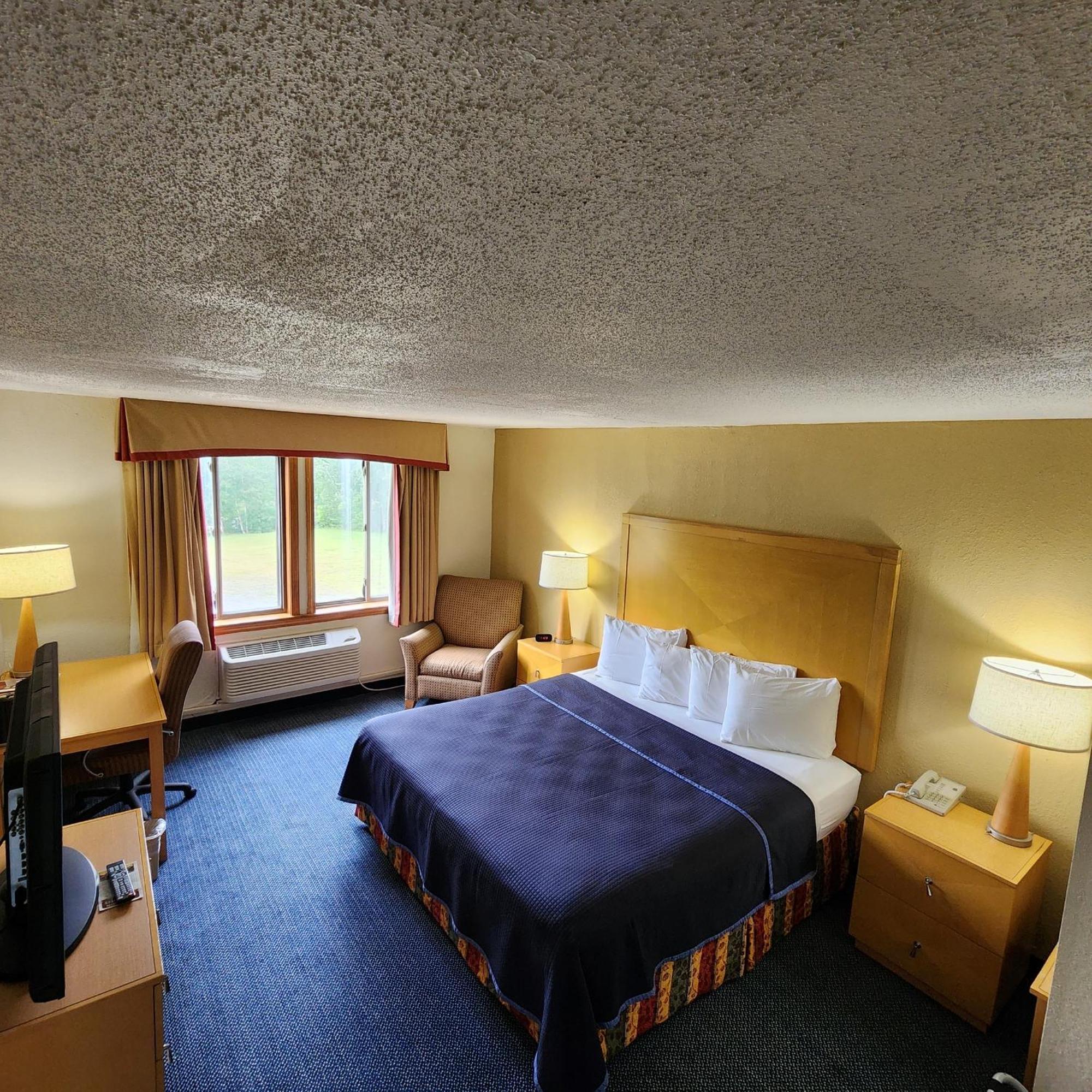 Katahdin Inn & Suites Millinocket Eksteriør bilde