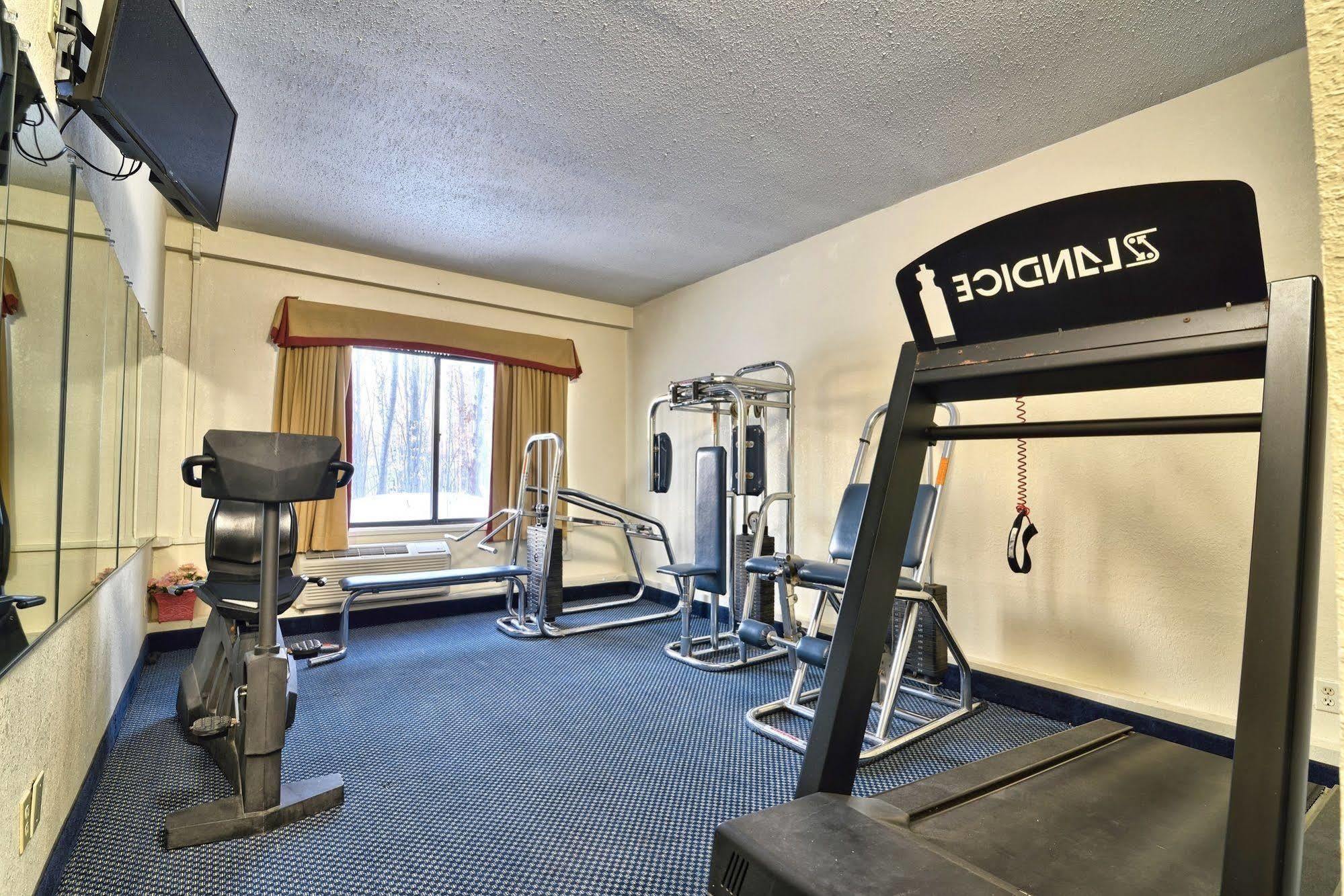 Katahdin Inn & Suites Millinocket Eksteriør bilde