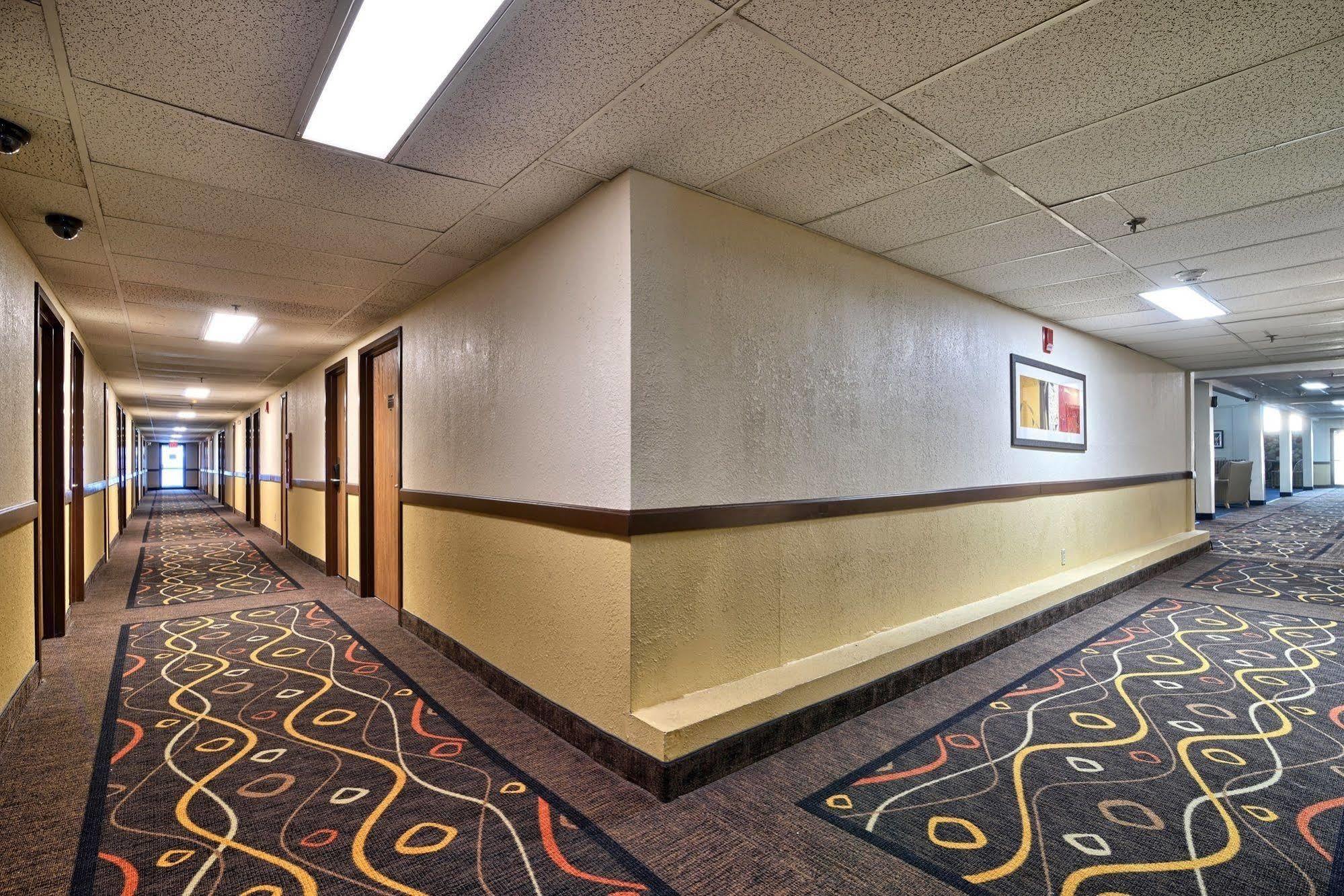 Katahdin Inn & Suites Millinocket Eksteriør bilde